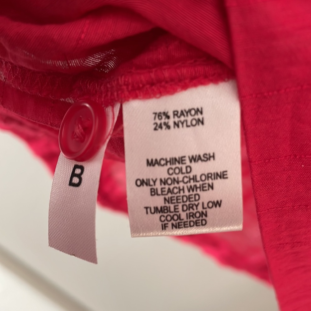 LOFT Sleeveless Coral Blouse - Picture 4 of 4